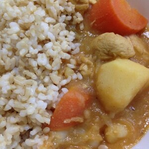 懐かしい野菜ごろごろカレーライス